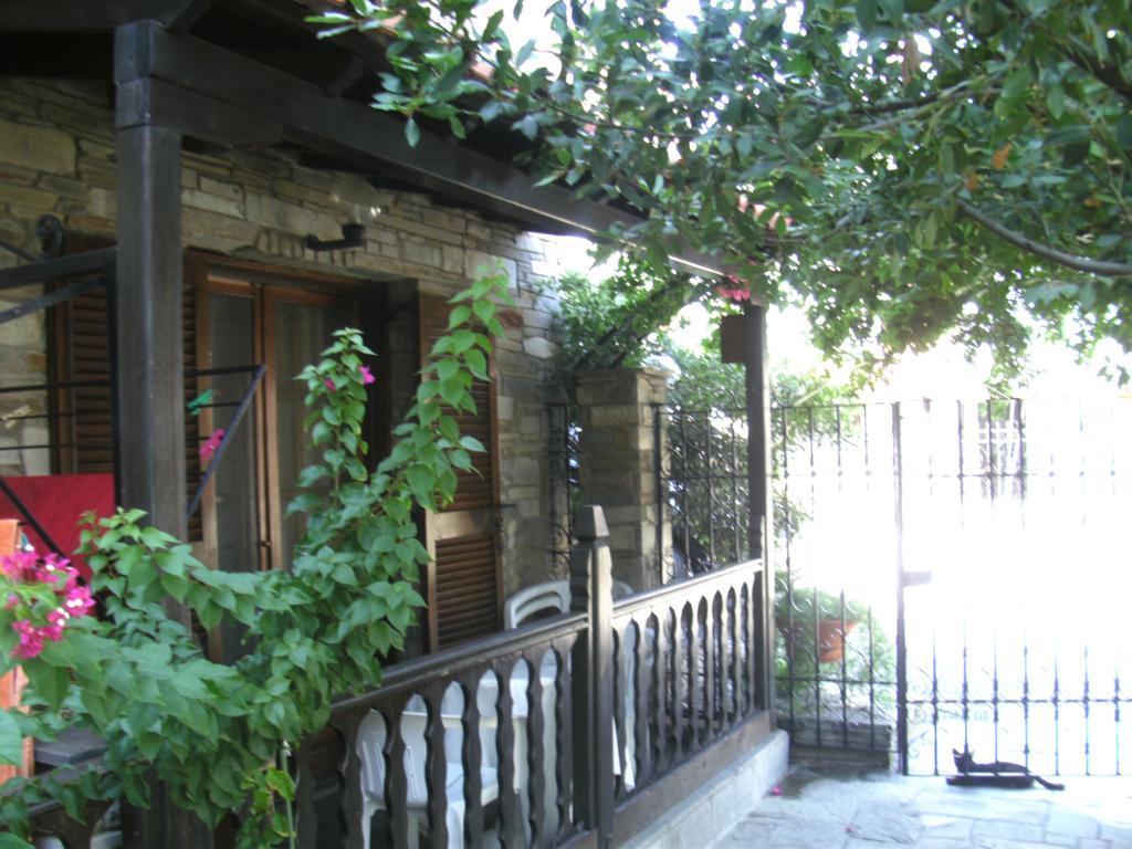 Papatzikos Traditional Guesthouse Neos Marmaras Exteriér fotografie
